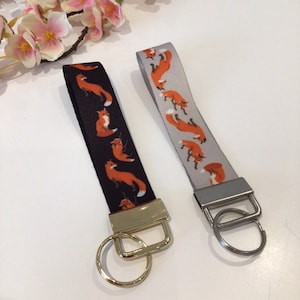 Fox design Llavero hecho a mano, correa de muñeca para llaves, muñequera, correa de llavero de tela, llavero personalizado, llavero de impresión fox