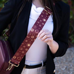 Burgundy Celestial extra langer Umhängetaschengurt in Geschenkbox, handgefertigt in Großbritannien
