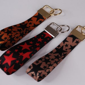 Llavero hecho a mano Star Print, correa de muñeca para llaves, muñequera, correa de llavero de tela, llavero personalizado, correa de muñeca de bolsa