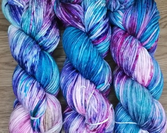 The Mermaid's Song - Hand dyed luxury superwash extrafine  ( 19.5 micron) 100% merino dk yarn, 100g skein, 200m approx.