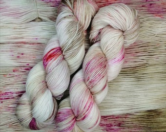Raspberry Latte -Hand dyed deluxe superwash extrafine merino 4 ply yarn,  100g skein, 400m approx.