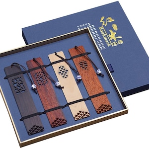 Bookmarks - Handmade Carving Natural Wood Bookmark (1 Set of 4 Pcs)