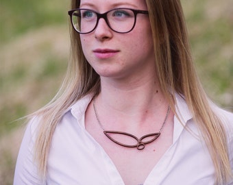 Collier en bois pour femme avec pendentif en bois fait main