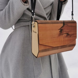 Wooden leather Indian apple bag for women•Wood and leather bag•Black leather bag•Shoulder bag•Leather wood handbag