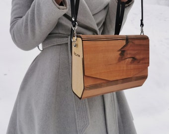 Wooden leather Indian apple bag for women•Wood and leather bag•Black leather bag•Shoulder bag•Leather wood handbag