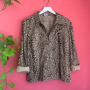 Leopard zip-up