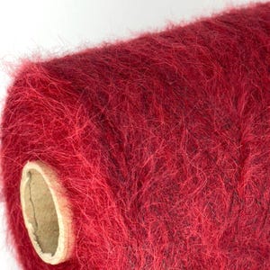 Flauschige Alpaka Wolle Mischung, Bordo Rot Garn auf Kone, Lace Garn auf Kone, Maschinen- und Handstrickgarne