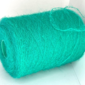 KID Mohair Garn Flauschiges, Electric Green Garn auf Kone, Lace Garn auf Kone, Luxuriöse Strickgarne