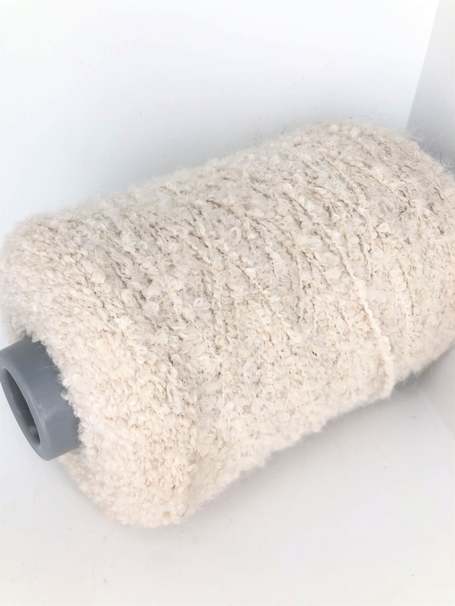 White Boucle Wool Italian Yarn Cone per 3.5oz / 100g Knitting Etsy