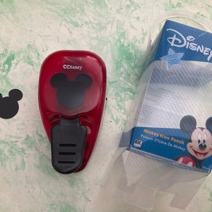 Raro boxed EK Success DISNEY Topolino Card Craft Punch