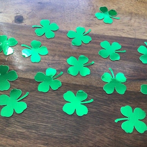 50 x 3cms Miroir St Patrick’s 4 Leaf Clover Table Confettis