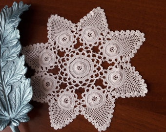 2 Stk.3D Häkel-Doily. dekorativer Couchtischbezug. 20 cm