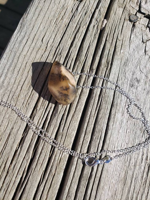 Montana Dendritic Agate Necklace - image 3