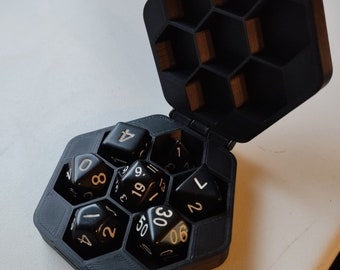 Dungeons and Dragons (DND) 3D-printad tärningslåda (för 7 tärningar)