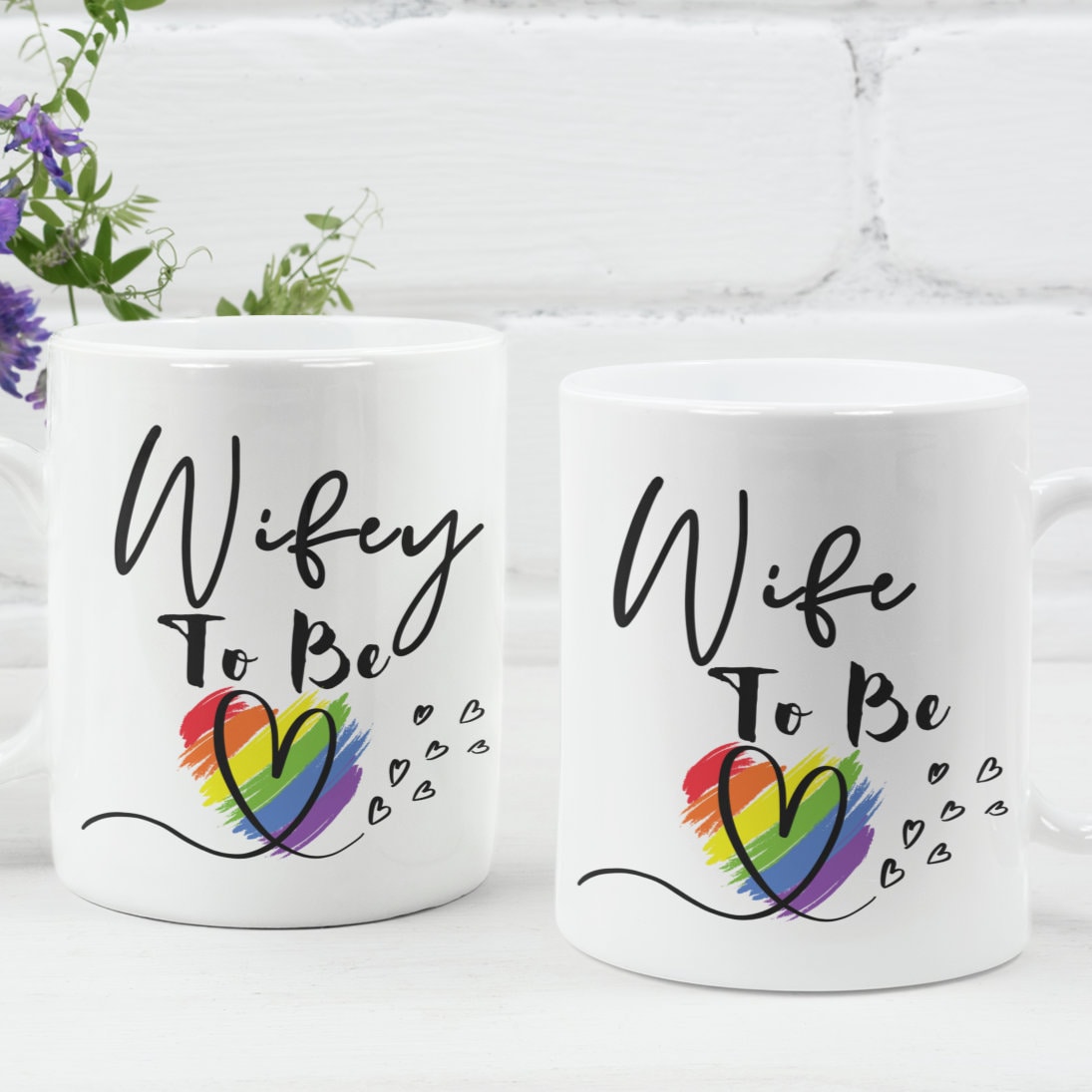 MAOFAED Lesbian LGBT Pride Stainless Steel Bangle - Rainbow Flag Gift For Wife, Girlfriend, Couple