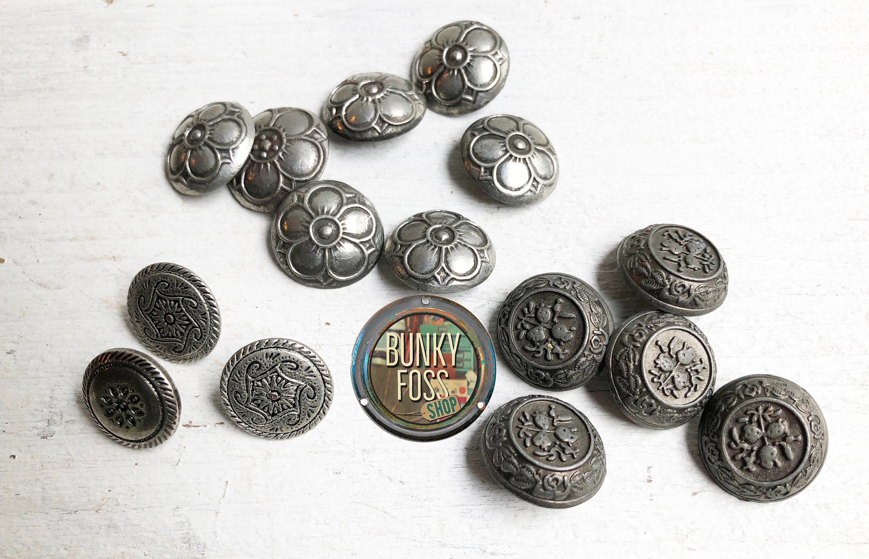 ONE PENNY BUTTONS Antique Silver - Nasias Buttons