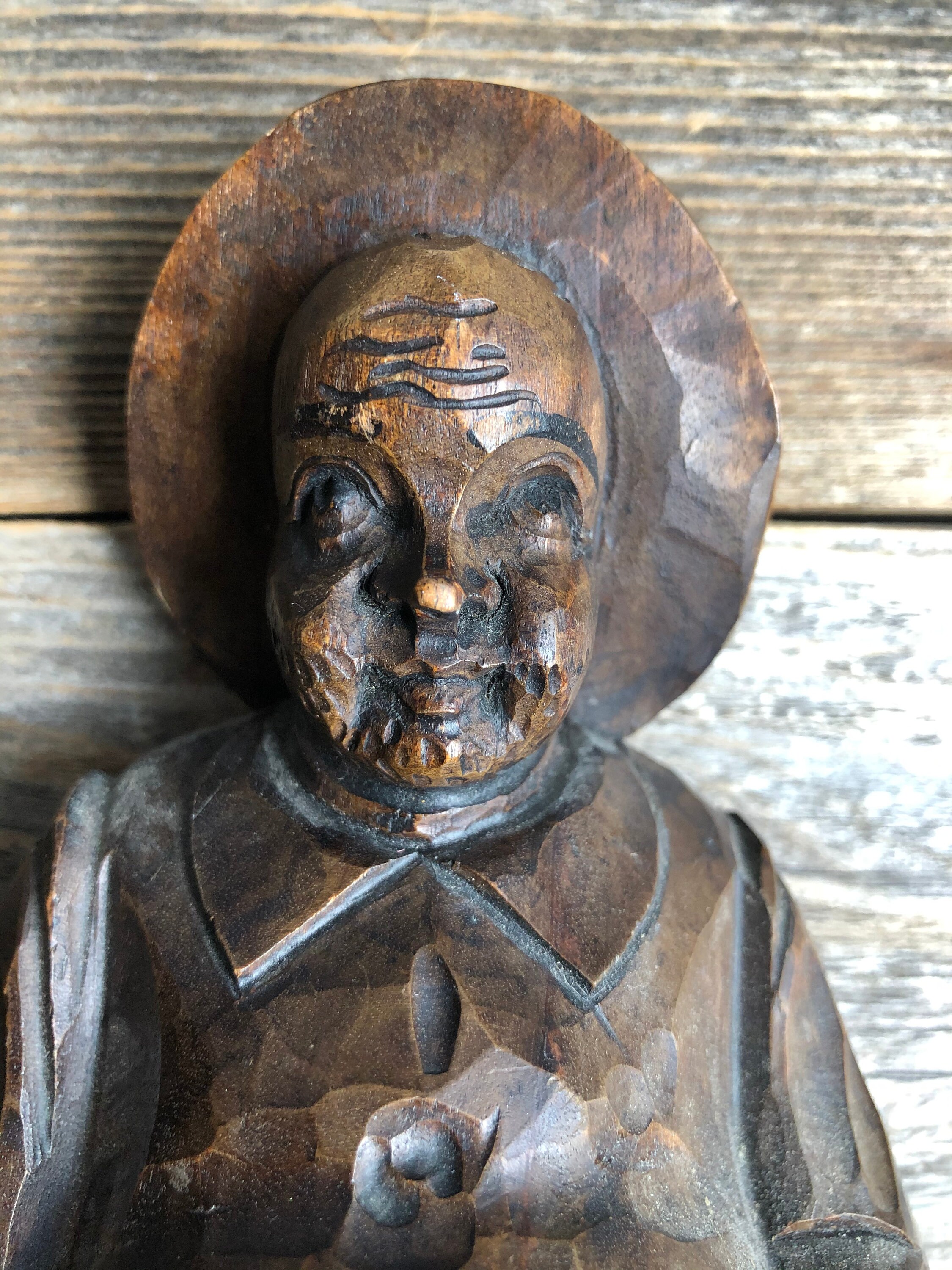 VTG JEC Weggiserlied木彫り葡萄リーフ型/葉型オルゴール7189　Vintage JEC Weggiserlied 7189 Schweizerlandler Music Box Carved Wood Leaf Bon Bon Plate Bowl   キャンディートレーフルーツトレー　vintageキャンディトレイぶどうブドウスイスオルゴール VTG JEC Weggiserlied木彫り葡萄リーフ型/葉型オルゴール7189 Vintage