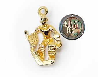 Vintage 14k Yellow Gold Hockey Goalie Pendant Charm, Hockey Charm, 14kt, Goalie Charm, Hockey Sport Charm, Hockey Goal Keeper Charm