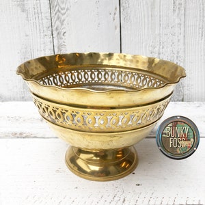 Vintage Reticulated Brass Pedestal Bowl, Brass Bowl, Brass Pedestal Bowl, Reticulated Brass Bowl, Mid Century Brass Bowl, Pretty Brass  Bowl
