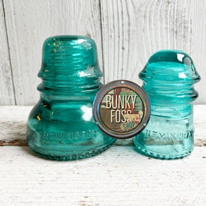 Antique Hemingray Teal Glass Insulators,Old Insulators,Hemingray,Hemingray Insulators,Antique Glass Insulators,No 40, No 9,Rounded Drip Base