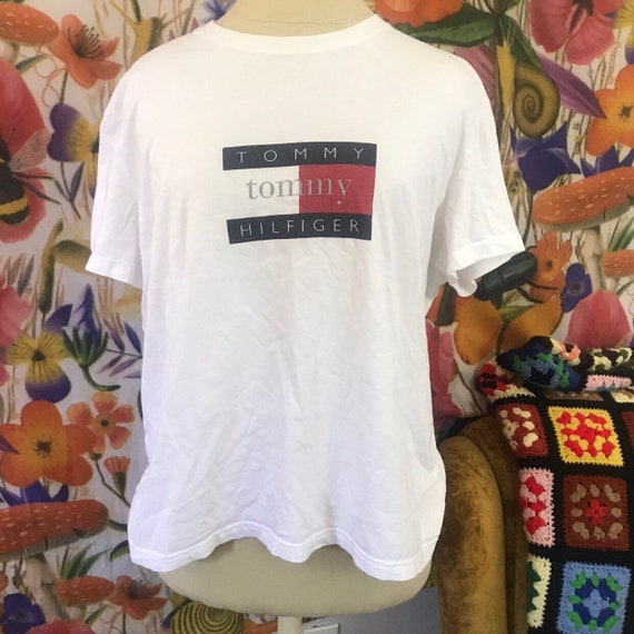 hilfiger graphic tee