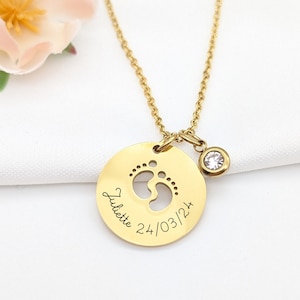 Personalized little feet necklace with birthstone, Unique Mom Gift, Godmother, Grandma, Birth Gift, Mother's Day Gift