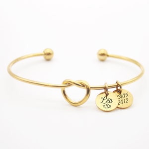 Bracelet Personnalisé jonc avec médailles gravées Cadeau Maman, Cadeau Marraine, Cadeau EVJF, Cadeau Naissance, Cadeau Fête des mères image 2