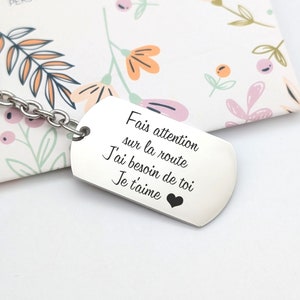 Gepersonaliseerde roestvrijstalen sleutelhanger met gravure • Verjaardagscadeau, licentiecadeau, motorrijder, wedstrijdcadeau, Valentijnsdagcadeau