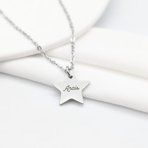 Personalized name necklace with star and medals, Unique gift for mom, Godmother, Birth gift, Personalized daughter gift