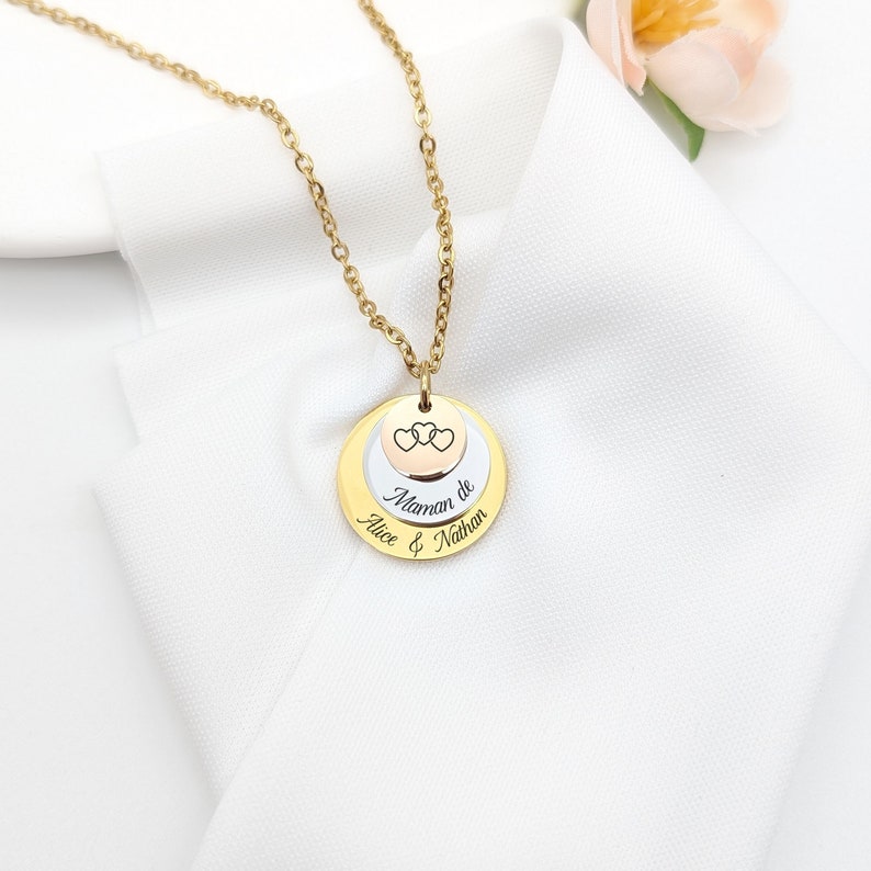 Personalized necklace with three medals, Mom necklace, Godmother jewelry, Grandma necklace, Birth gift, Mother's Day gift, image 2