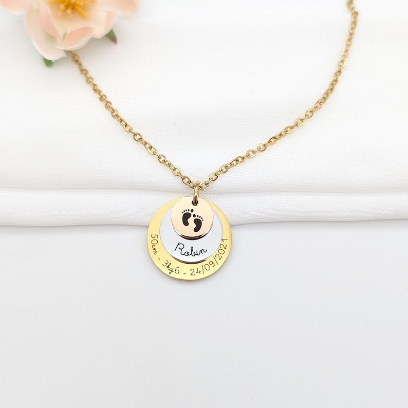 Personalized necklace with three medals, Mom necklace, Godmother jewelry, Grandma necklace, Birth gift, Mother's Day gift, image 3