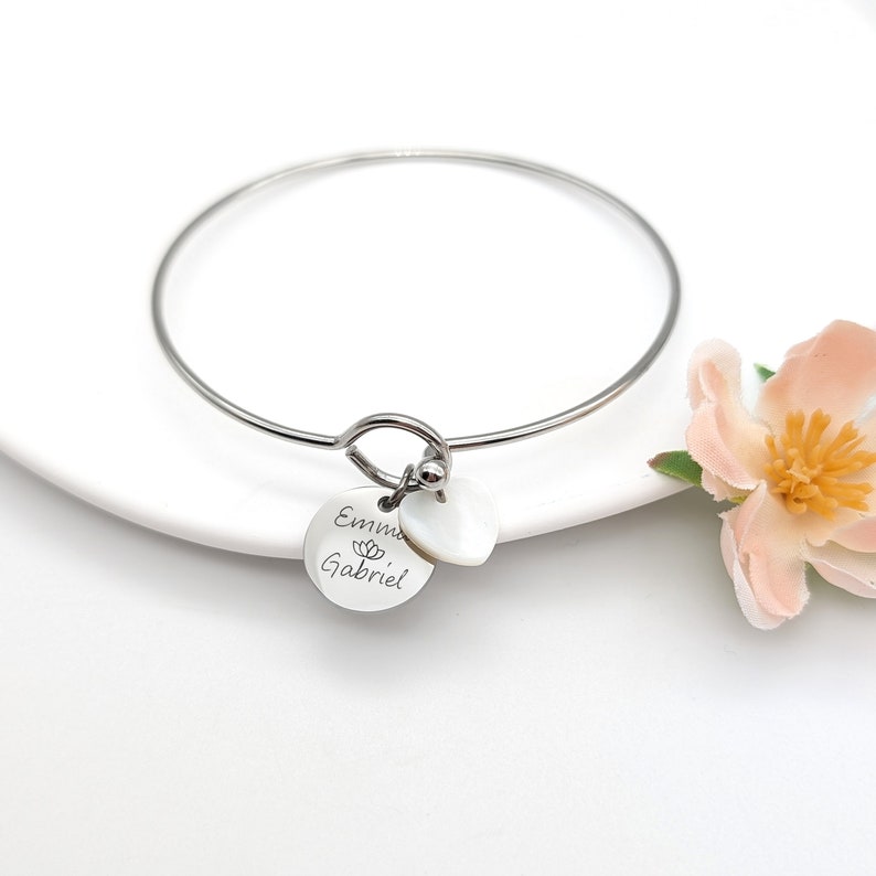 Bangle bracelet with round medal and mother-of-pearl, Personalized jewelry, Mom bracelet, Godmother, Nanny, Birth gift, Mother's Day gift image 4