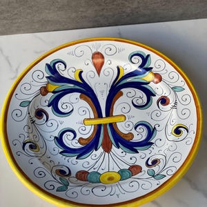 Handpainted in Italy Wall or Serving Ceramic Plate - Ricco Deruta