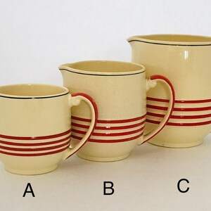 Mintons Art Deco style Solano Ware red and cream 1940s kitchen pantry measuring jug
