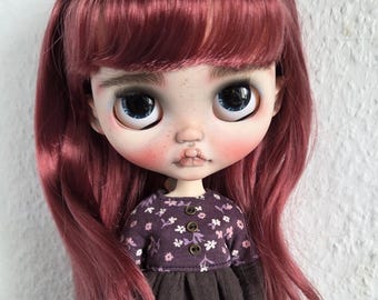 Muñeca Blythe personalizada: Base TBL, piel blanca, orejas perforadas, muñeca elfa, pieza de colección para exhibición.