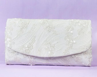 Off white Bridal Clutch Bag, Bridal clutch, Bridesmaid Clutch, Wedding Purse, Bridesmaid Gift, Foldover Clutch Bag, Fold over Clutch