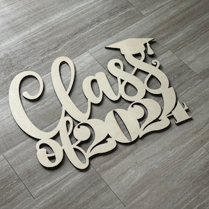 Class of 2026 signage for backdrop, prop for graduation, Grad 2026 sign for party decor, Senior 2026 sign, graduation decor - CO2-26