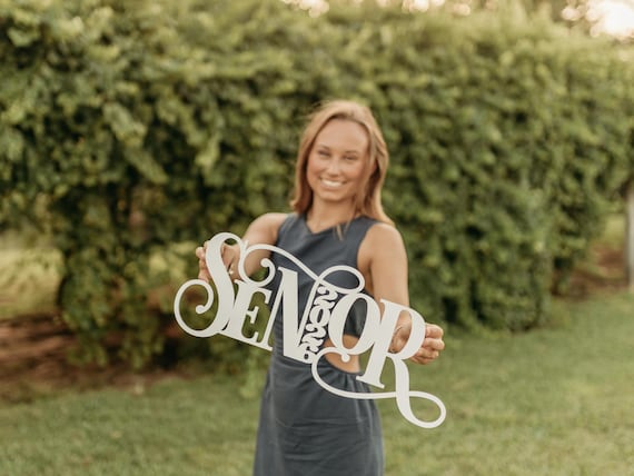 Graduation sign, Senior 2026 prop for pictures, graduation party decor, Graduation backdrop sign, Class of 2026 sign -BLOCK
