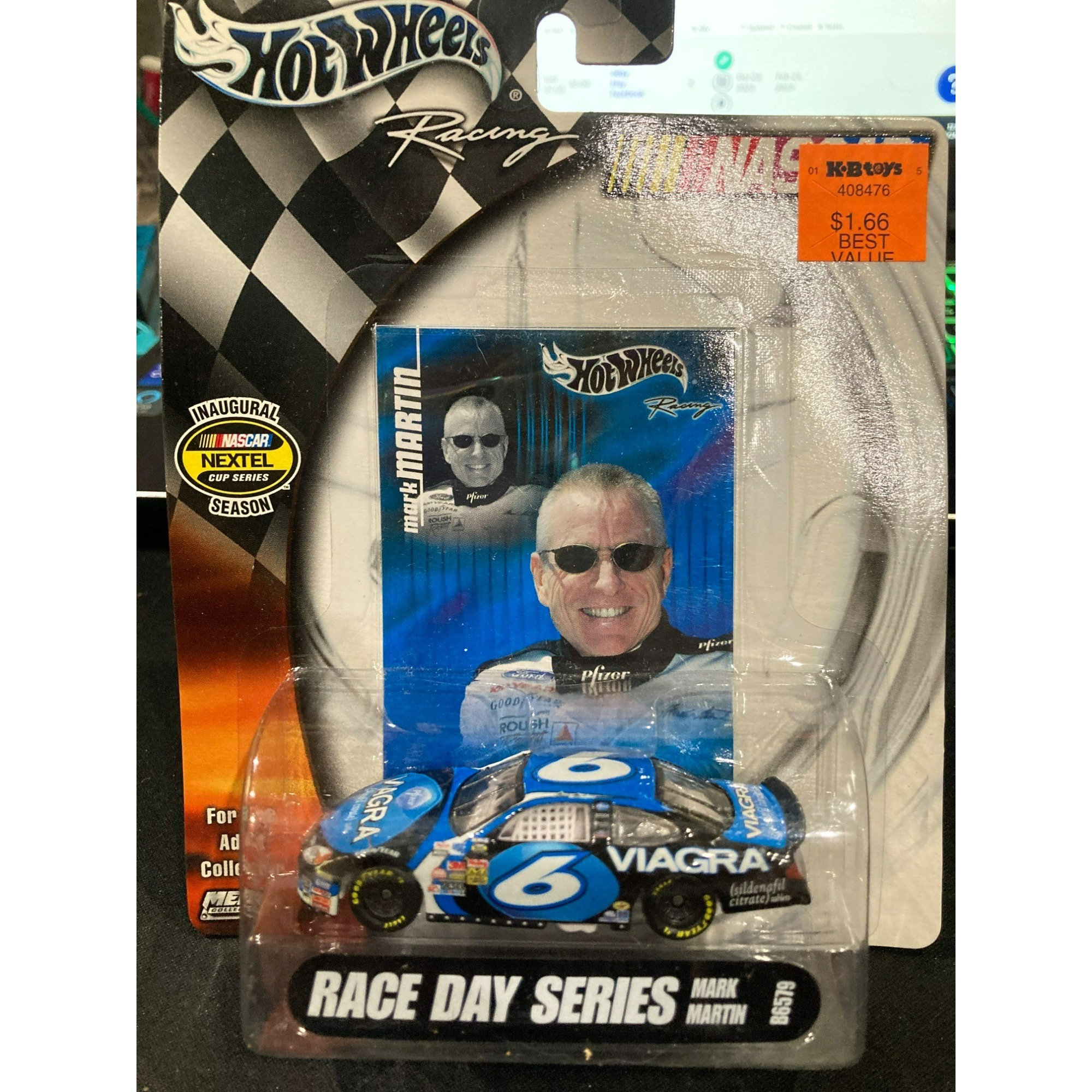 Hot Wheels Racing Nascar Race Day Series Mark Martin #6