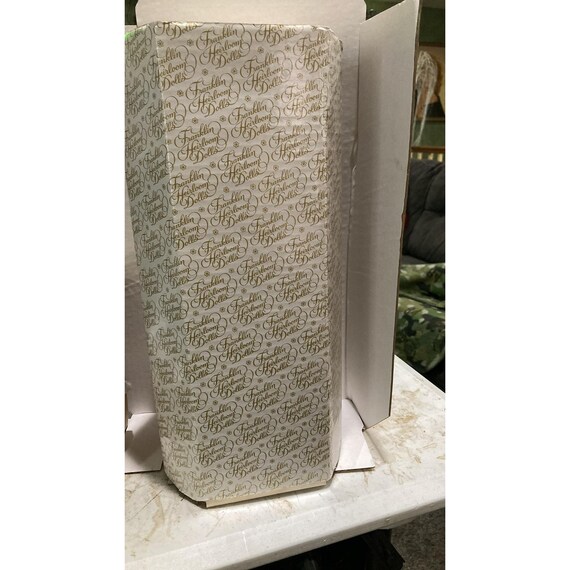 フランクリン ミント 磁器人形 - 13 植民地のメイド