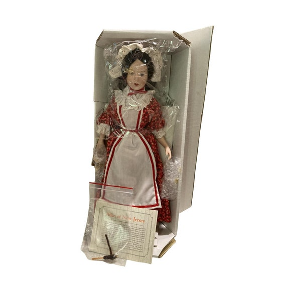 フランクリン ミント 磁器人形 - 13 植民地のメイド