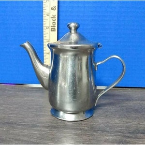 Oneida Stainless Steel Footed Hinged Lid Mini Pitcher 5.5&quot; Tall Creamer