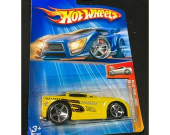 2004 HOT WHEELS Tooned Corvette C6, Yellow, First Editions