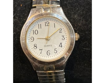 vintage womens quartz wrist watch