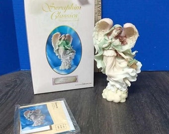 Vintage Seraphim Classics Angel Figurine Roman Irish Blessings 1999 #81511 Erin