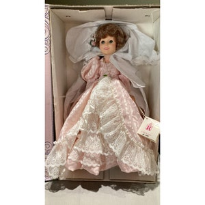 Royal House of Dolls, 15&#39;&#39; covent garden doll 1989