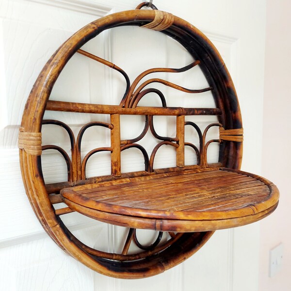 Vintage Burnt Bamboo Round Folding Wall Shelf / Wicker Tiger Shelves, Vintage Cane Hanging Plant, Mid Century Rattan Display Wall Décor 70's