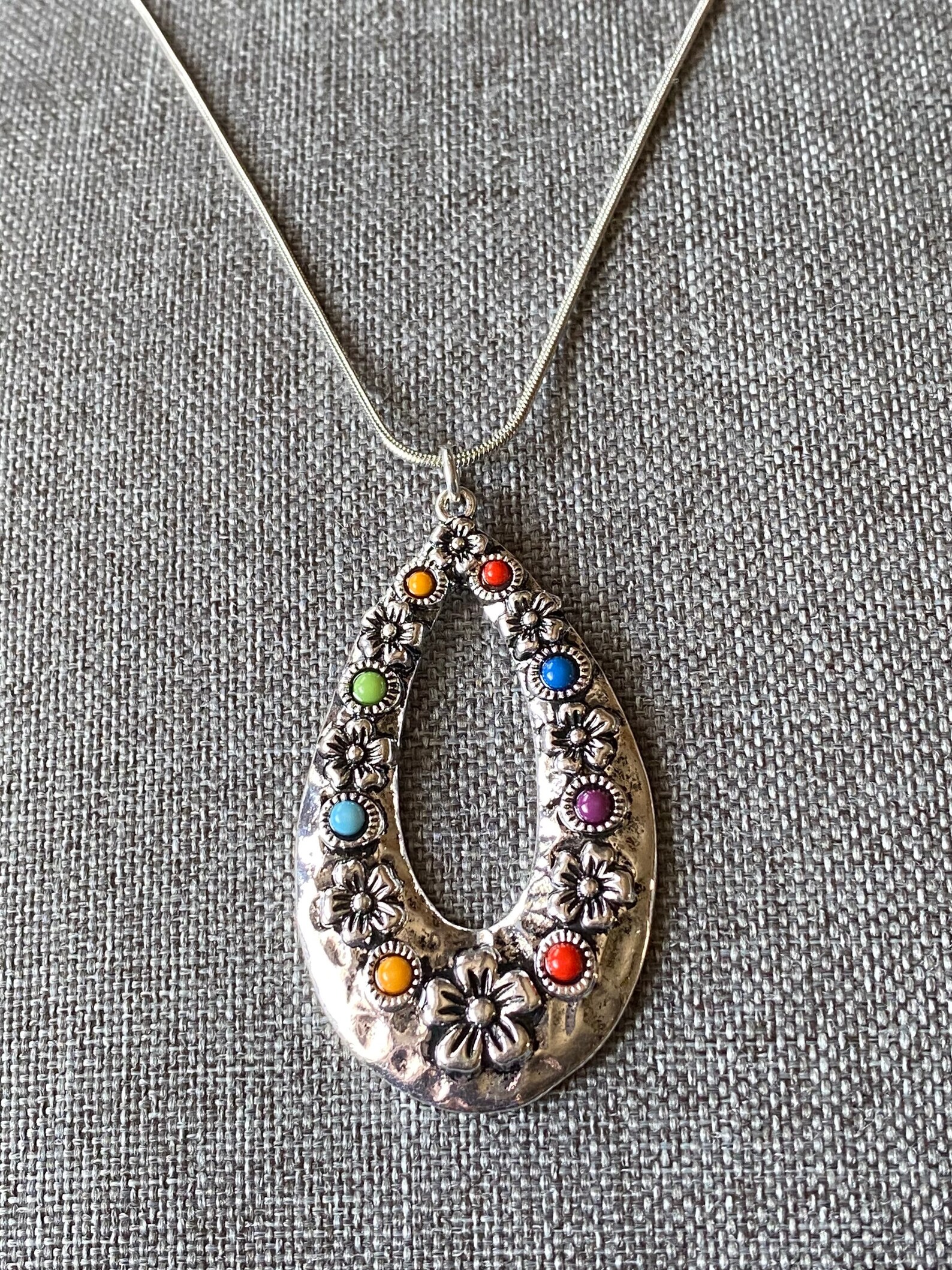 Flower Teardrop Necklace Etsy