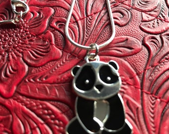 Schwarz und Silber Metall Panda Halskette