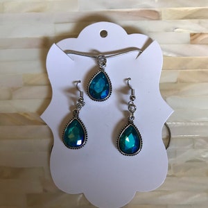 Pendientes, lágrima de diamantes de imitación turquesa y conjunto colgante